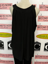 Load image into Gallery viewer, Beaded Neck Flowy Tank (Size 1X)