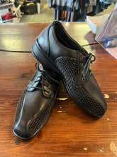 Load image into Gallery viewer, Textured Leather Orthopaedic Loafers (Size 8)