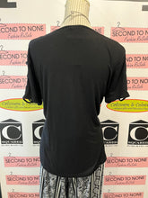 Load image into Gallery viewer, Yest Cold Shoulder Tee (Size 12)