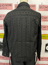 Cargar imagen en el visor de la galería, 100% Cotton Eyelet Jean-Style Jacket (only black left)