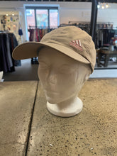 Cargar imagen en el visor de la galería, Adidas Tan & Pink Baseball Hat (One Size Fits Most)