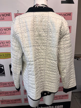 Load image into Gallery viewer, Reversible Quilted Jacket (Size Medium)