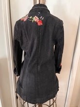 Charger l'image dans la galerie, Tabi Embroidered Denim Jacket (Size S)