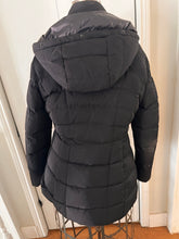 Charger l'image dans la galerie, Calvin Klein Performance Down-Filled Jacket (Size S)