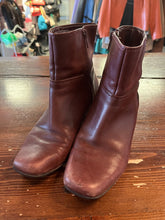 Load image into Gallery viewer, Nine West Burgundy Leather Ankle Booties (Size 6.5)