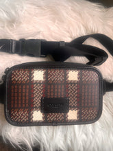 Charger l'image dans la galerie, Authentic Coach Wyatt Belt Bag with Plaid Print