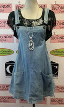 Load image into Gallery viewer, Beaded Sleeve Top (Size M)