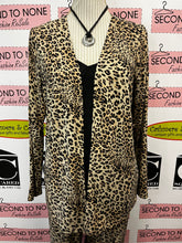 Load image into Gallery viewer, Leopard-Print Bamboo-Blend Lounge Set (Size S/M)