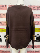 Charger l'image dans la galerie, Animal Prints Heart Sweater