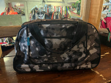 Load image into Gallery viewer, Embark Rolling Carry On Bag