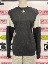 Charger l'image dans la galerie, *AS IS* GUESS Colour Block Crewneck (Size M)