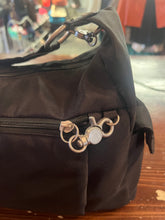 Cargar imagen en el visor de la galería, Travelon Anti-Theft Shoulder Bag