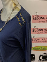 Load image into Gallery viewer, Michael Kors Grommet Long Sleeve (Size L)
