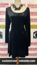 Load image into Gallery viewer, INTL Vintage Black Velour Dress (Size M)