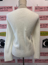 Cargar imagen en el visor de la galería, Dragonfly Sweater (Size L)