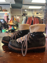 Charger l'image dans la galerie, Ron White Lace Up Shearling Winter Boots (Size 38.5)