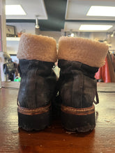 Charger l'image dans la galerie, Ron White Lace Up Shearling Winter Boots (Size 38.5)