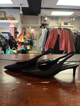 Load image into Gallery viewer, Nine West Pointed Toe Sling-backs (Size 8)