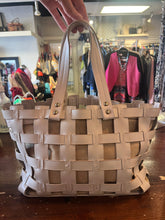 Charger l'image dans la galerie, Bianca Nygard Woven Handbag