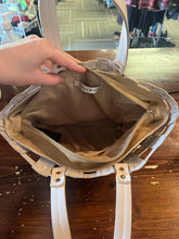 Charger l'image dans la galerie, Bianca Nygard Woven Handbag