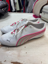 Cargar imagen en el visor de la galería, Pink Puma Etoile Tennis Shoes (Size 8.5)