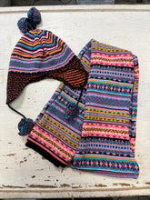Load image into Gallery viewer, Cotton Country Funky Hat & Scarf Set