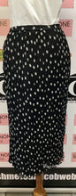 Load image into Gallery viewer, Vintage Polka Dot Skirt (Size 14)