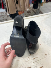 Load image into Gallery viewer, Gold & Black Pull On Ankle Boots (Size 6/EU 37)