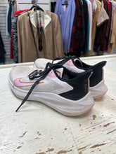 Load image into Gallery viewer, Nike Zoom Winflo 7 Light Pink Running Shoe (Size 9)