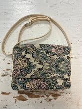 Load image into Gallery viewer, Vintage Embroidered Crossbody Purse