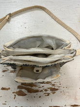 Load image into Gallery viewer, Vintage Embroidered Crossbody Purse