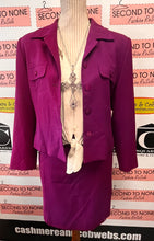 Load image into Gallery viewer, Vintage Nygard Deep Purple Wool Suit Set (Size 6/8)