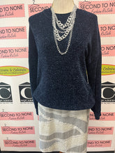 Load image into Gallery viewer, White House/Black Market Sequin Skirt (Size 10)