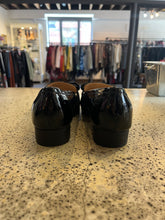 Load image into Gallery viewer, Bandolino Black Bow Loafers (Size 7.5)