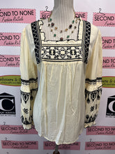 Load image into Gallery viewer, NWT Embroidered Boho Blouse (Size L)