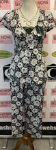 Load image into Gallery viewer, NWT Laura Ashley 2 Pc Black Gardenia Set (Size L)