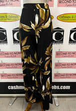 Cargar imagen en el visor de la galería, Laura Bold Floral Dress Pants (Size 14)