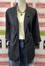 Load image into Gallery viewer, Soft Animal Print Blazer (2X)