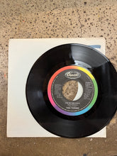 Cargar imagen en el visor de la galería, Tina Turner “One of the Living” Vinyl 45 Single