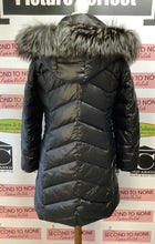 Cargar imagen en el visor de la galería, Claire France Maxi Puffer Coat (Size 1X)