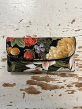 Load image into Gallery viewer, Vintage Never Used Floral Fabric Wallet