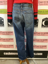 Cargar imagen en el visor de la galería, Modern America Dad Jeans (Size 28)