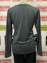 Load image into Gallery viewer, RBX V-Neck Striped Performance Top (Size L)