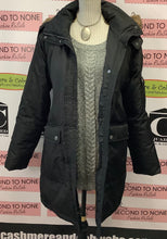 Load image into Gallery viewer, Silver Sparkle Knit Sweater (Size L)