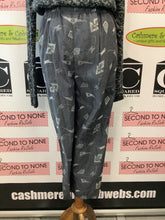 Load image into Gallery viewer, Arrow Designed Casual Pants (Size XXS/XS)