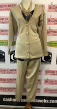 Load image into Gallery viewer, Vintage Glitz & Glamour 2 PC Loungewear (Size M)