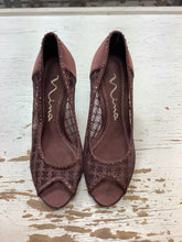 Load image into Gallery viewer, Nina Brown Gemstone Evening Heels (Size 7)