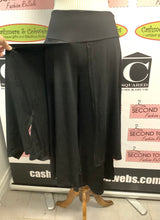 Charger l'image dans la galerie, NWT Oliver Jung Black Palazzo Pants (Size XS)