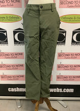 Cargar imagen en el visor de la galería, Wind River Green Pants (Size 10X30)