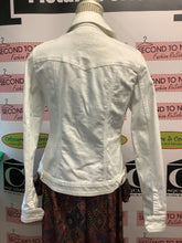 Cargar imagen en el visor de la galería, *AS IS- Guess White Denim Jacket (Size L)